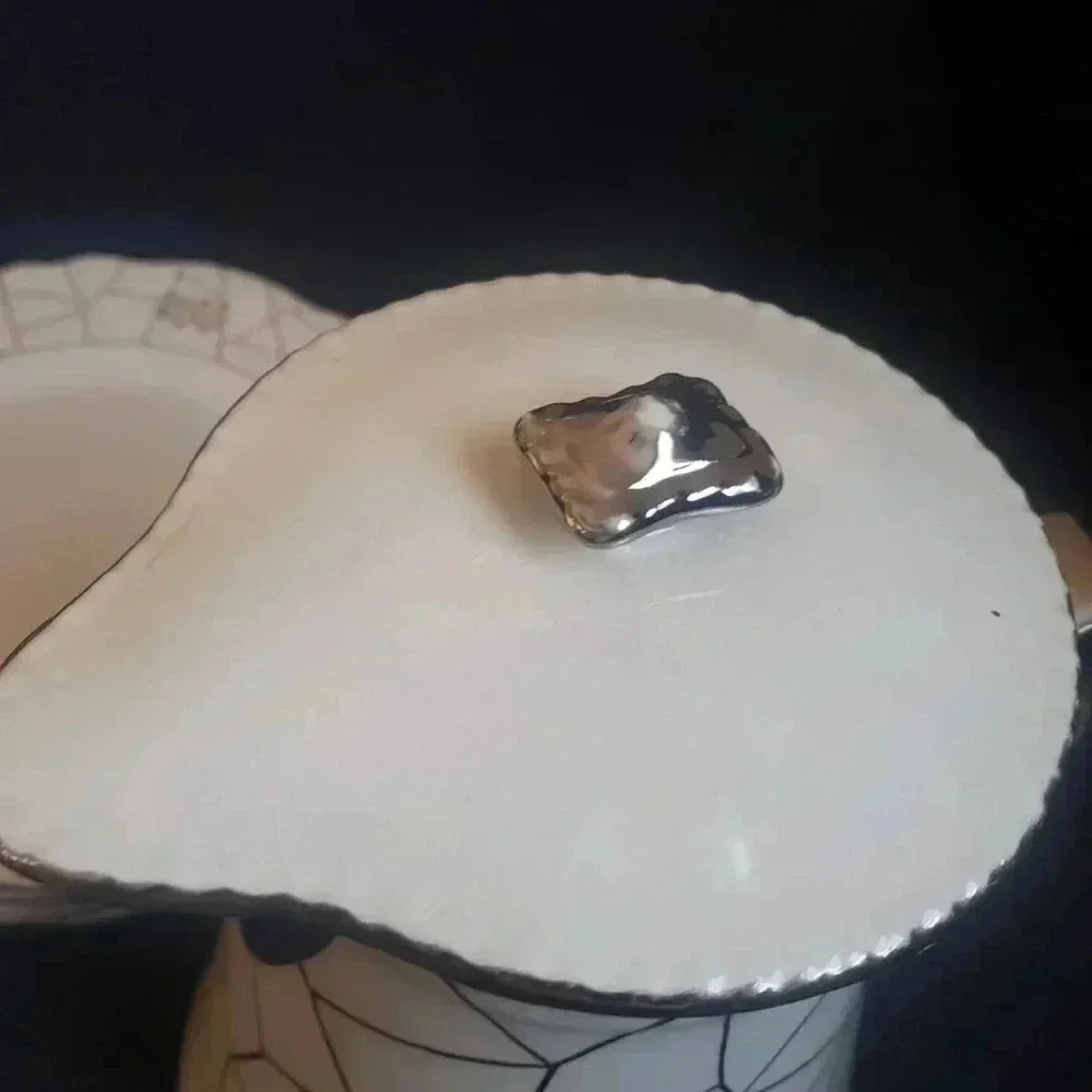 Tea Pot and Desert Plate‎ Set